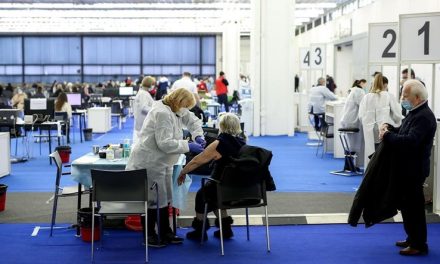 Hrvatska: HZJZ objavio koliko se cijepljenih zarazilo