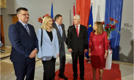 Cvijanović, Dodik i Tegeltija na božićnom prijamu u Mostaru