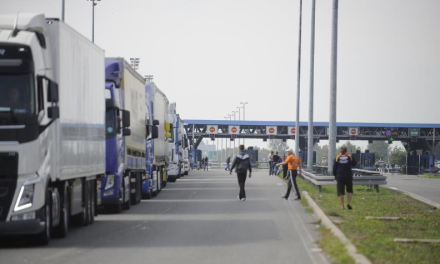Pojačan promet vozila i duge kolone na izlazu iz Bosne i Hercegovine