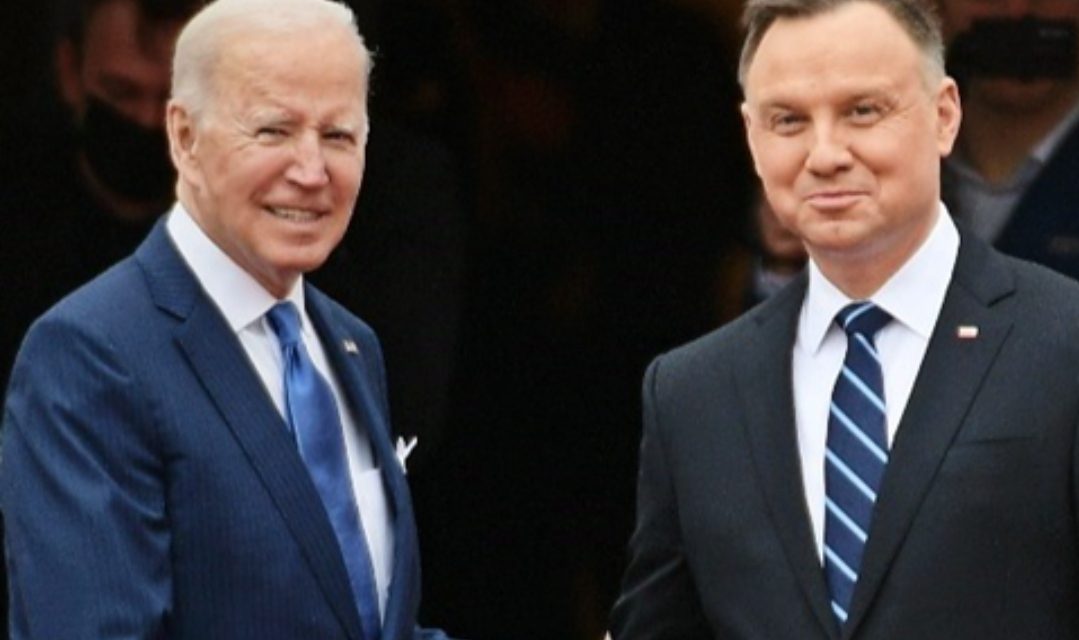 Biden se u Varšavi sastao s dvojicom ukrajinskih ministara
