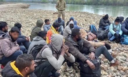 Spriječeno krijumčarenje 26 migranata na Drini, jedna osoba uhapšena