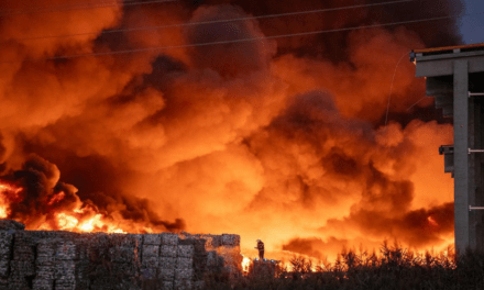 FOTO / Pogledajte razmjere vatrene stihije u Osijeku: ‘Stanje je dosta ozbiljno, treba biti oprezan’
