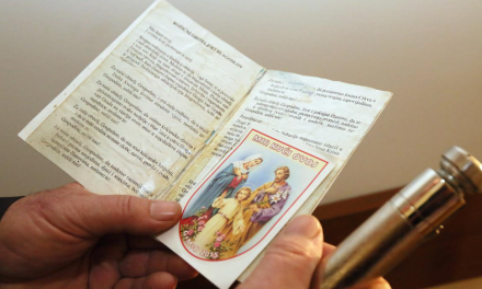 U tijeku je blagoslov kuća i obitelji – ovo je 6 najvažnijih stvari koje trebate znati o njemu