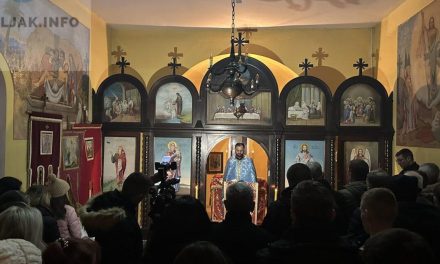 PONOĆNA LITURGIJA U PRAVOSLAVNOJ CRKVI SV. ILIJE PROROKA U KISELJAKU