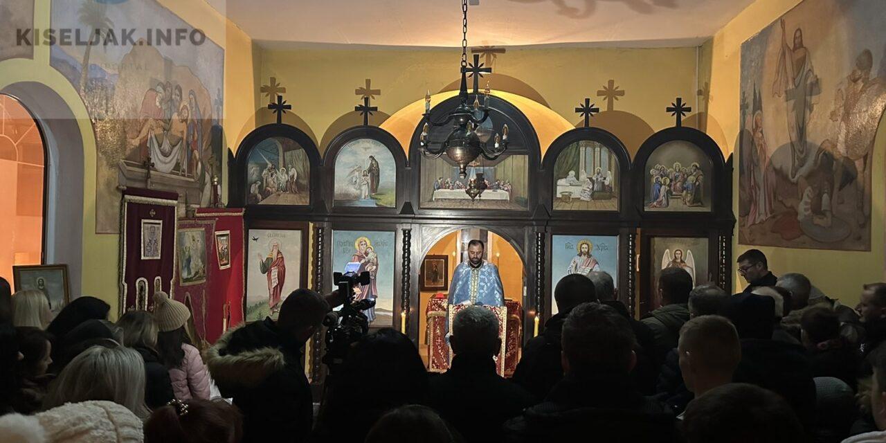 PONOĆNA LITURGIJA U PRAVOSLAVNOJ CRKVI SV. ILIJE PROROKA U KISELJAKU