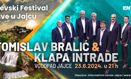 Drugo izdanje Kraljevskog festivala zabave u Jajcu  uz Crvenu jabuku i klapu Intrade