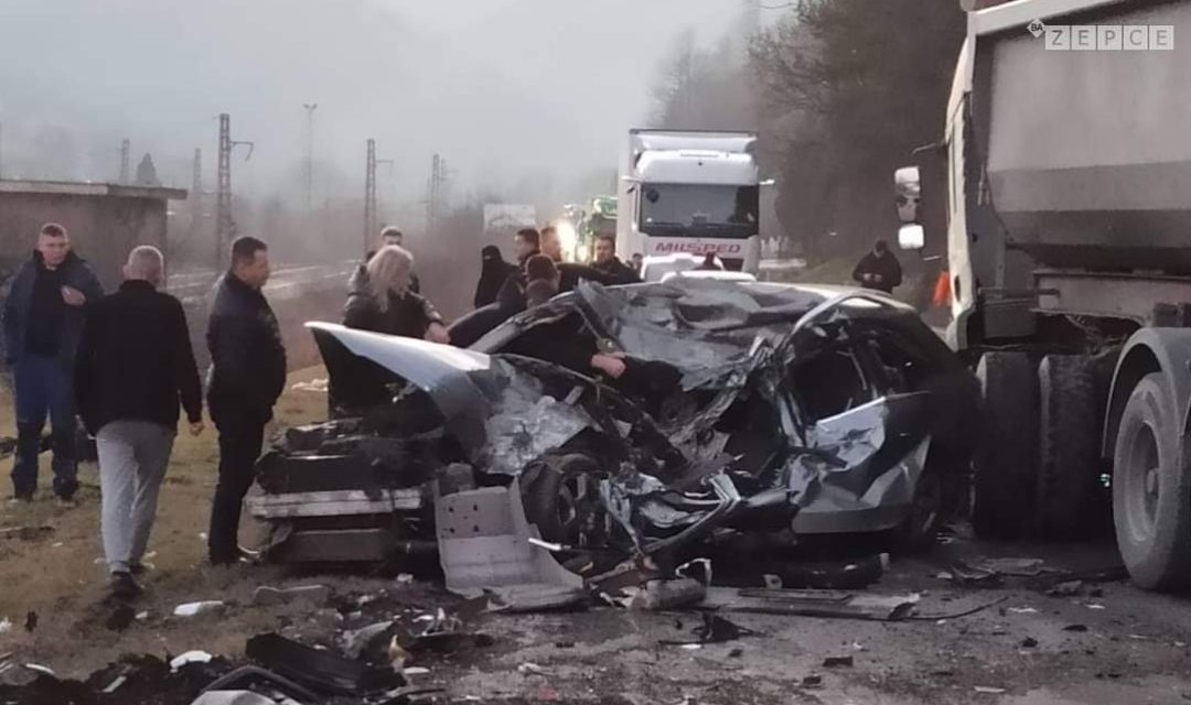Teška prometna nesreća na M17, promet u potpunosti obustavljen