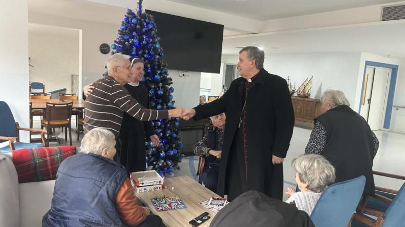 Kiseljak: Nadbiskup Vukšić posjetio prve korisnike u Caritasovu Domu za starije i nemoćne u Lugu