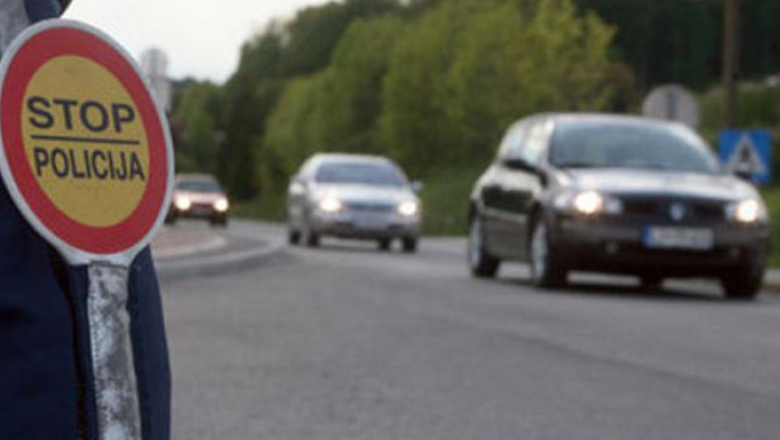 Sudar auta i kamiona na A3 kod Novske, poginulo dvoje ljudi