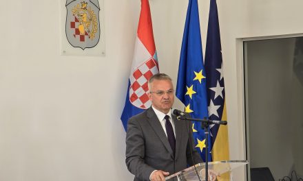 Učinit ćemo sve da Hrvati u dvije domovine uskoro žive zajedno pod europskim krovom