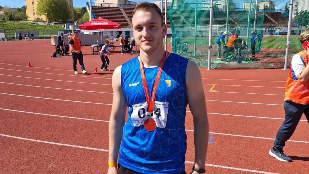 ADRIAN BOŠNJAK OSTVARIO ODLIČNE REZULTATE NA CROATIAN OPEN 2024. PARA ATHLETICS CHAMPIONSHIPSU