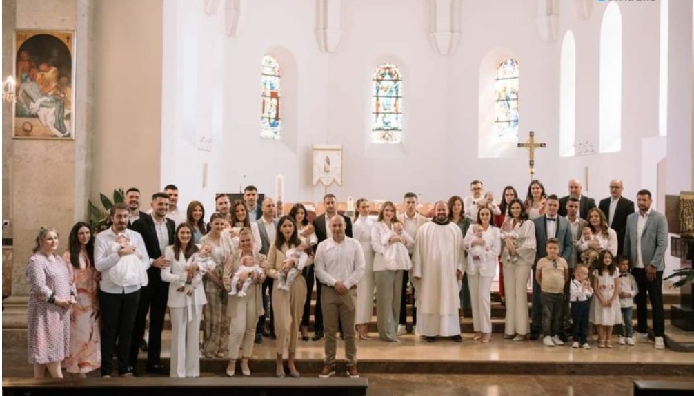 Danas u Širokom Brijegu kršteno jedanaestero djece