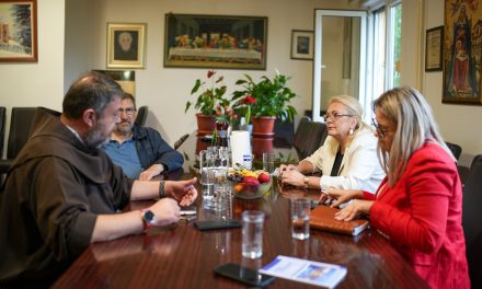 Predsjednica FBiH Lidija Bradara posjetila svetište Gospe Olovske