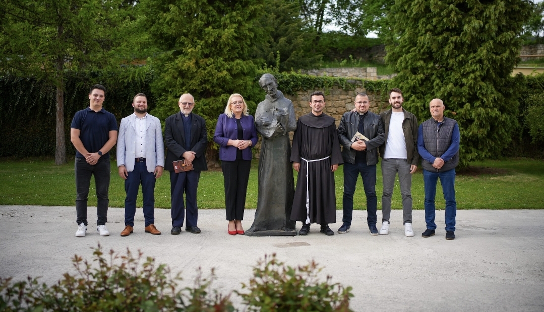 Predsjednica FBiH Lidija Bradara posjetila Samostan Svetog Franje u Gučoj Gori