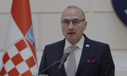 Grlić Radman nakon rezolucije o Srebrenici: Srbija daleko od suočavanja s prošlošću