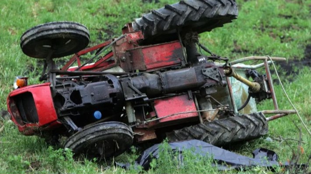 ŽEPČE: Tragedija kod Žepča: Poginuo traktorista iz Željeznog Polja