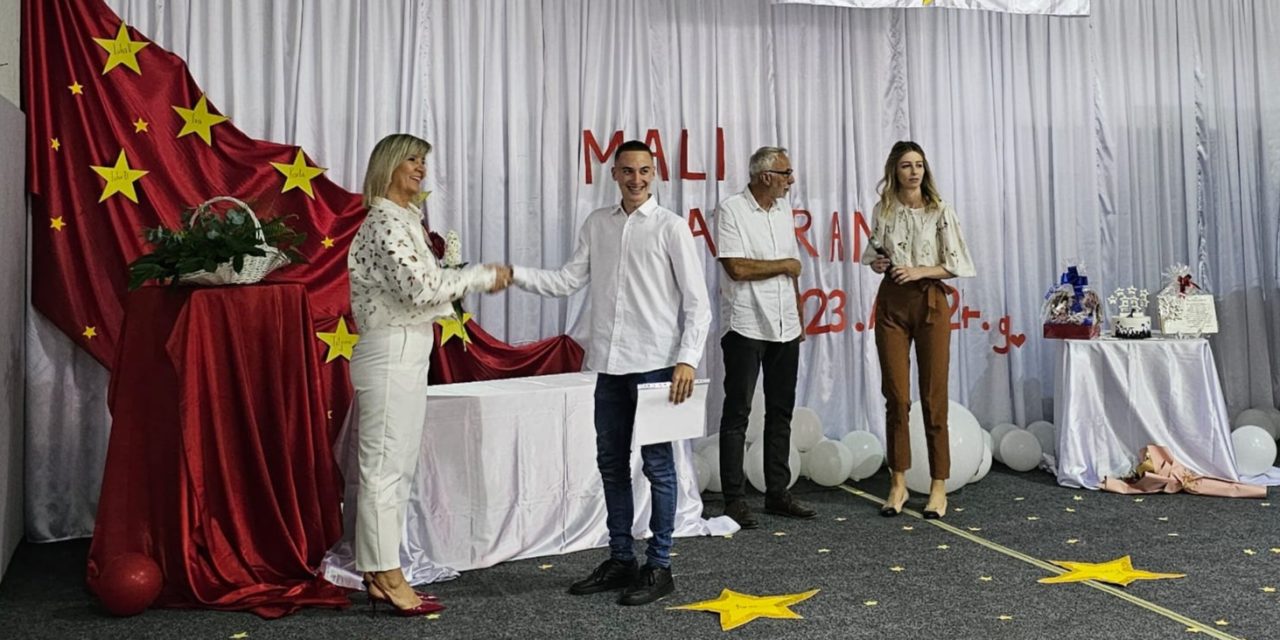 Dodjela diploma malim maturantima OŠ “Brestovsko”