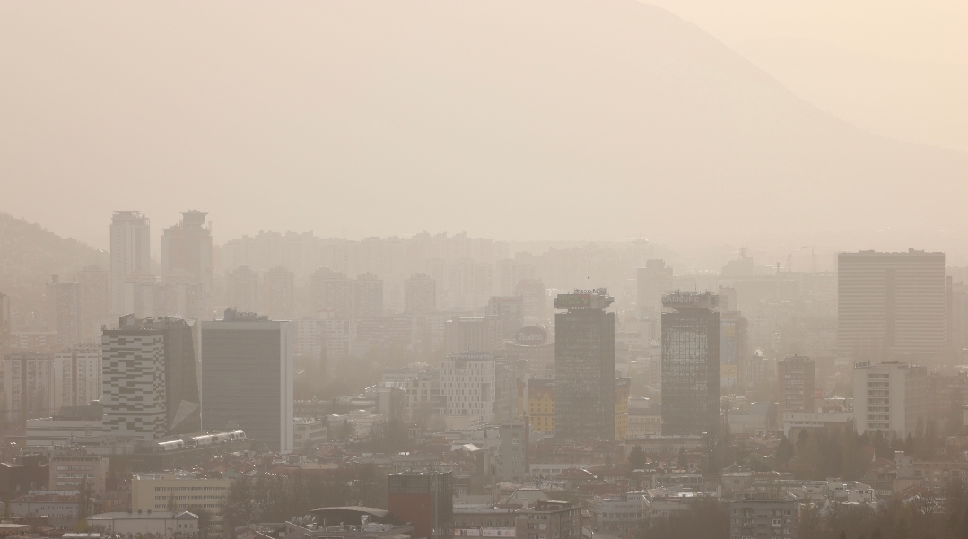 Meteorolozi upozoravaju: Velike količine prašine iz Sahare danas na području BiH