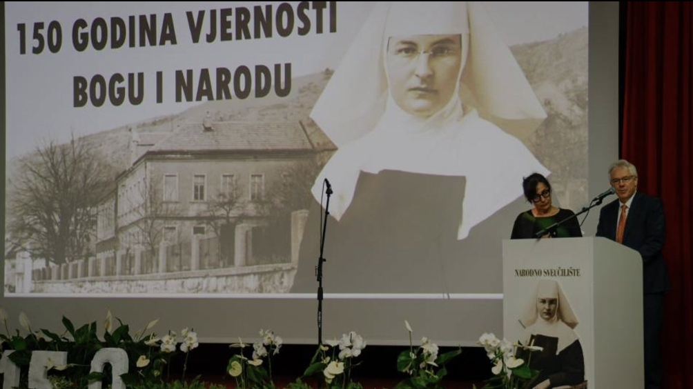 Otkriven spomenik časnoj sestri koja je spasila više od 300 Židova tijekom Drugog svjetskog rata