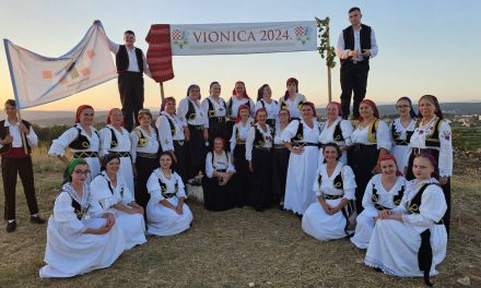 Članovi HKUD “Fra Karlo Kujundžić” nastupili na 13. Međunarodnoj večeri folklora “Vionica 2024.”