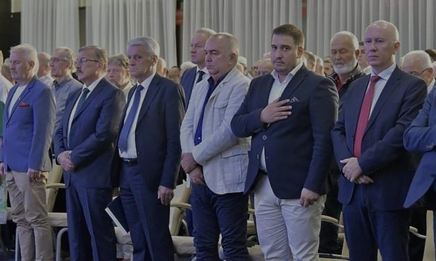 Hrvati i Srbi su neprijatelji “Bosne”, a Schmidt nije visoki predstavnik u BiH