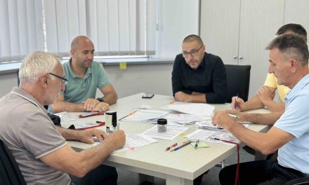 Načelnik općine Kiseljak potpisao ugovore u vrijednosti preko 400.000 KM s Federalnim ministarstvom raseljenih osoba i izbjeglica za projekte putne infastrukture