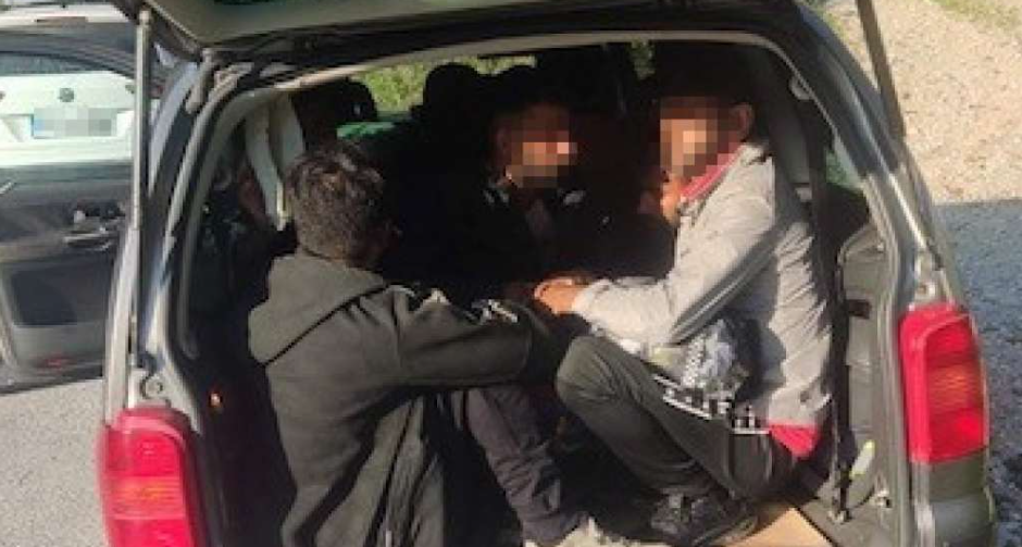 LAKETA: Bivši afganistanski specijalci naoružani švercaju migrante kroz BiH