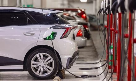 Vlada Federacije BiH izdvojila 1.000.000 KM za subvencije za električne automobile