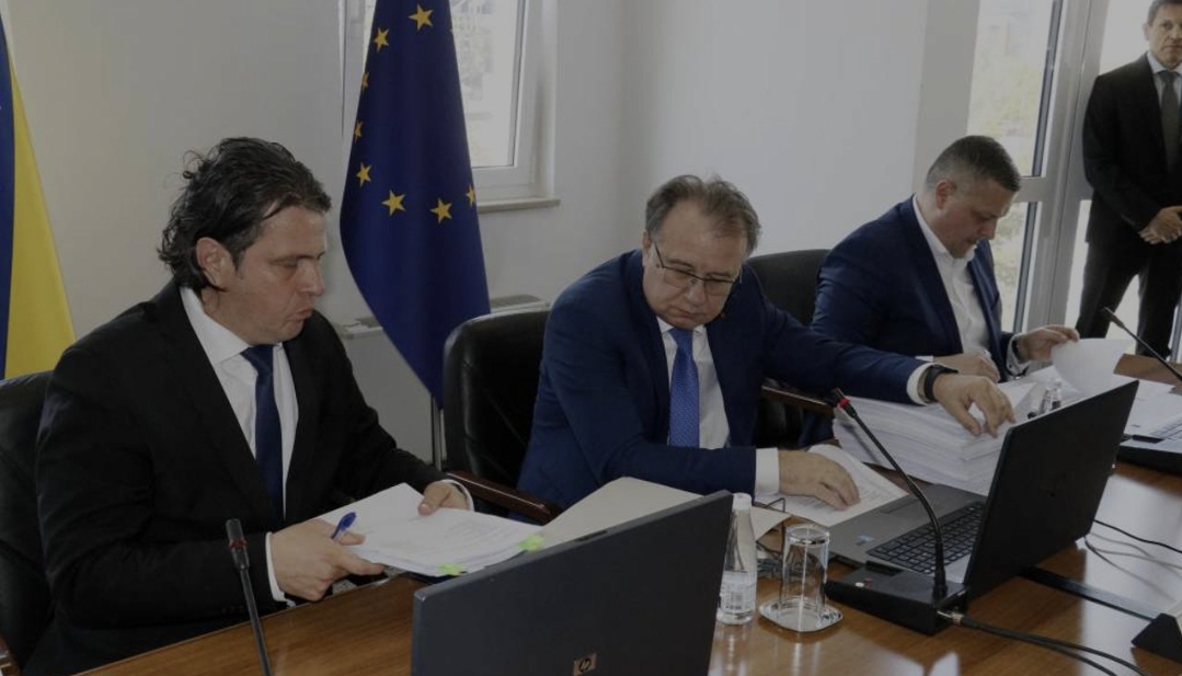 Vlada želi smanjiti doprinose, olakšati pokretanje biznisa, popraviti demografiju