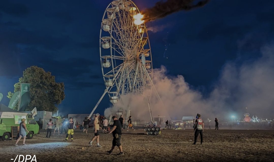 VIDEO Drama usred festivala u Njemačkoj: Zapalio se panoramski kotač, više od 30 ozlijeđenih