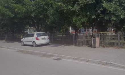 Pucnjava u gimnaziji u Sanskom Mostu, ubijene najmanje dvije osobe