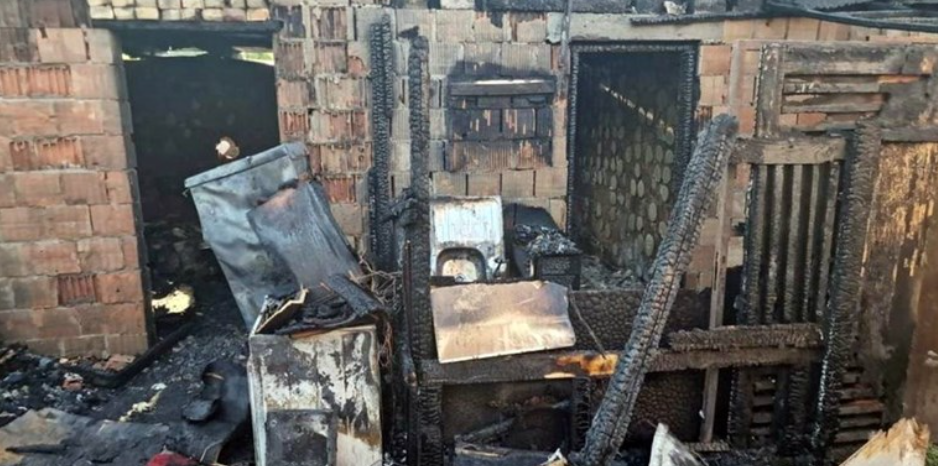 STRAŠNA TRAGEDIJA U NOVOM SADU Roditelji i četvero djece izgorjeli u kući