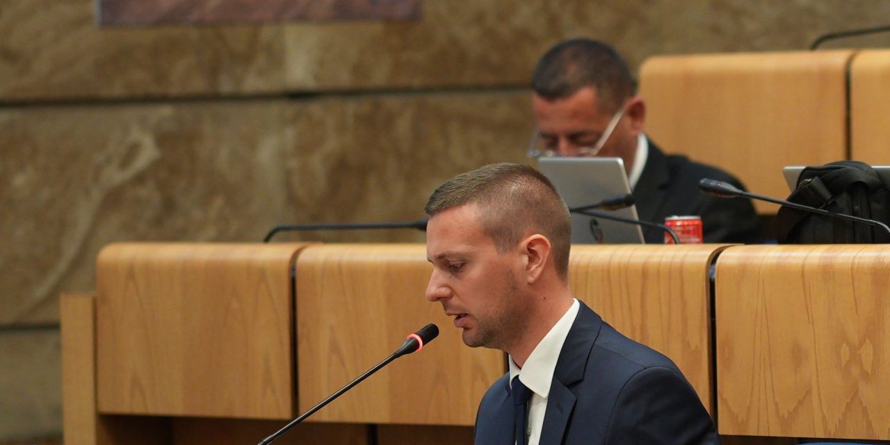 MRNJAVAC: IZASLANIČKO PITANJE VEZANO ZA ZAMJENU TRAKICA ZA MJERENJE ŠEČERA U KRVI KVALITETNIM SENZORIMA ZA DJECU OBOLJELU OD DIJABETESA