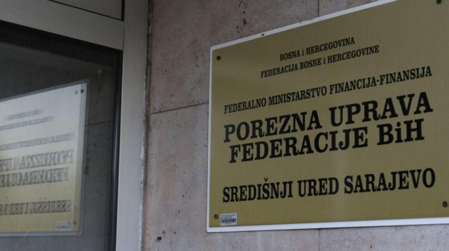 Od poreza prikupljeno gotovo 400 milijuna KM novca više nego lani