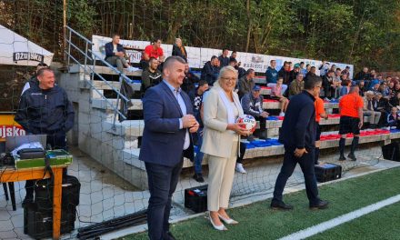 Predsjednica FBiH Lidija Bradara otvorila memorijalni malonogometni turnir “Miroslav Ćiro Blažević” u Travniku