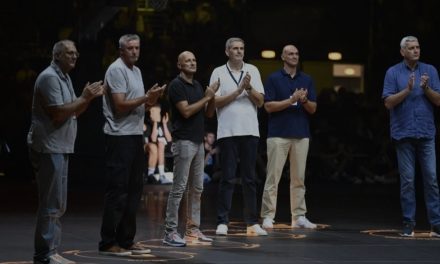 Život leti, kapetane: prepuna Arena uživala je u sjećanju na nenadmašnog košarkaškog Mozarta Dražena Petrovića
