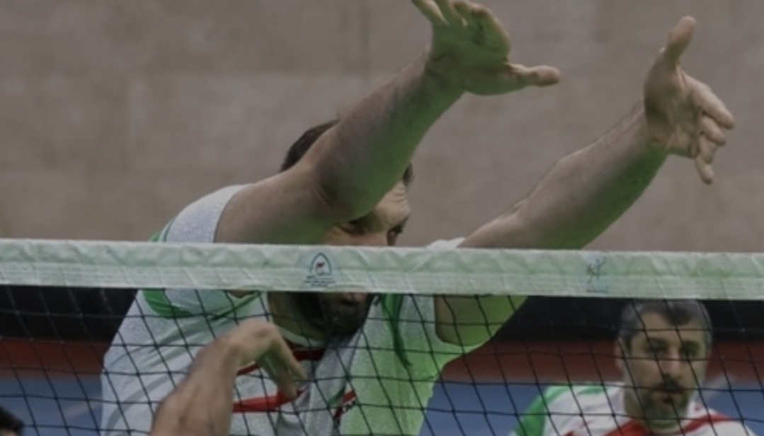 Visok je 246 cm i ima najveće stopalo na svijetu. Donio je Iranu zlato protiv BiH