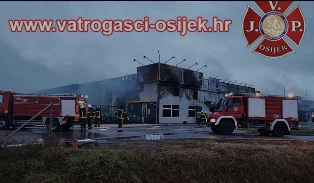 Ogroman požar u Osijeku