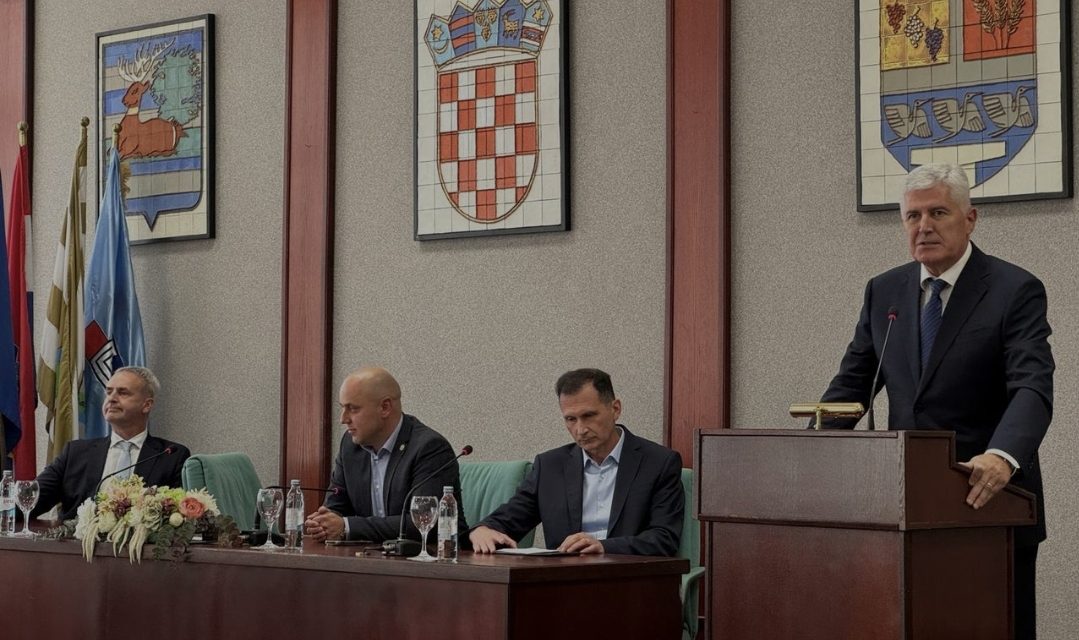 Čović u Vinkovcima: Sve što radimo u BiH usmjereno je prema našem euroatlantskom putu