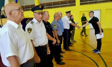 FBiH bogatija za 315 policijskih službenika