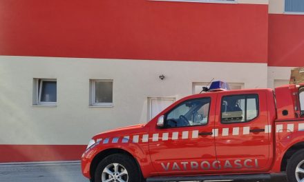 OPĆINA KISELJAK: OBAVIJEST O MOGUĆNOSTI PREUZIMANJA VODE I DRUGIH POTREPŠTINA