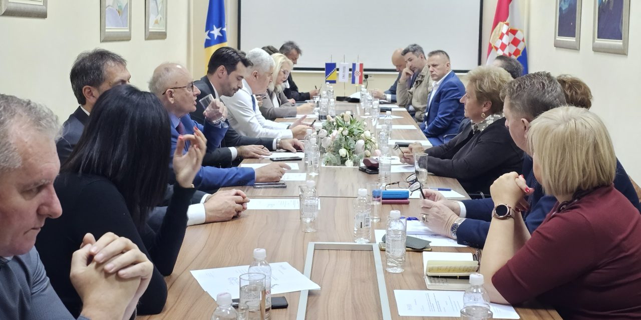 U Mostaru održana redovita sjednica Predsjedništva Hrvatskog narodnog sabora: Analizirani rezultati Lokalnih izbora, očuvana snažna politička zastupljenost hrvatskoga naroda