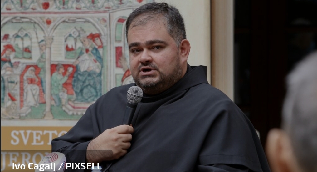 Poznati franjevac udaljen sa svih dužnosti! Oglasili se iz Provincije sv. Jeronima