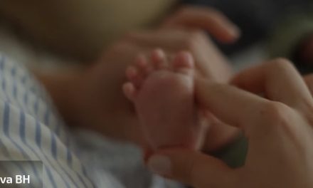 Slučaj „bande u bijelim mantilima“: Grupa liječnika u Turskoj optužena za smrt najmanje 21 bebe