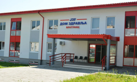 Pretučena liječnica u Domu zdravlja Bratunac, na intenzivnoj je skrbi