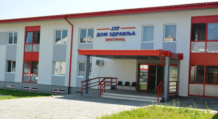 Pretučena liječnica u Domu zdravlja Bratunac, na intenzivnoj je skrbi