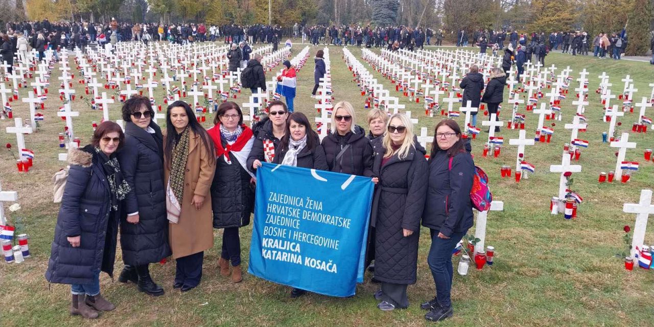 ZAJEDNICA ŽENA HDZ BIH “KRALJICA KATARINA KOSAČA” ZA VUKOVAR