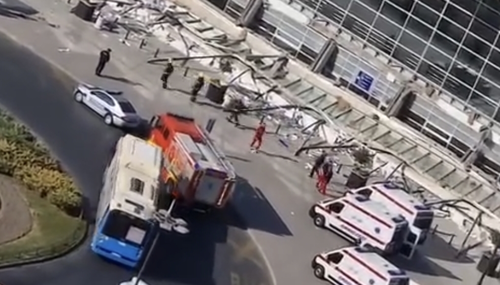 Urušen dio Željezničke stanice u Novom Sadu: Veliki broj povrijeđenih (VIDEO)