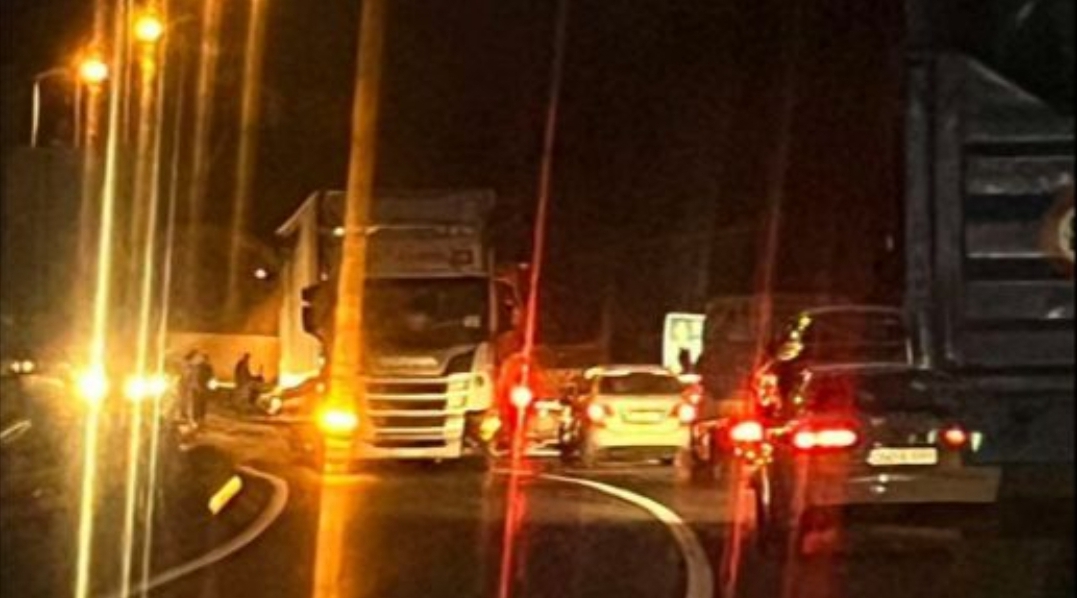 Potpuna obustava prometa kod Maglaja: Jedna osoba povrijeđena u prometnoj nesreći