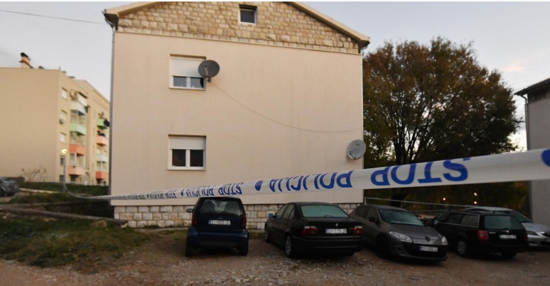 Novi detalji: Tijekom zabave donio bombu iz spavaće sobe, nakon nestručnog rukovanja eksplodirala i usmrtila ga, četvero mladih povrijeđeno